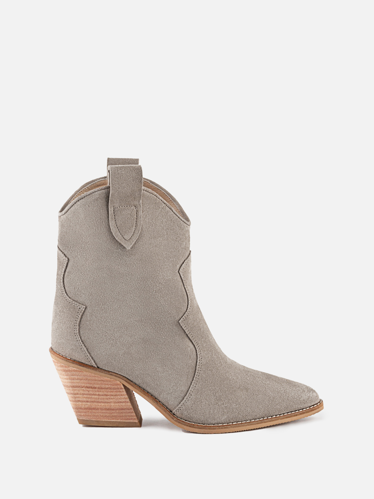 Казаки freed бежевый 9990₽