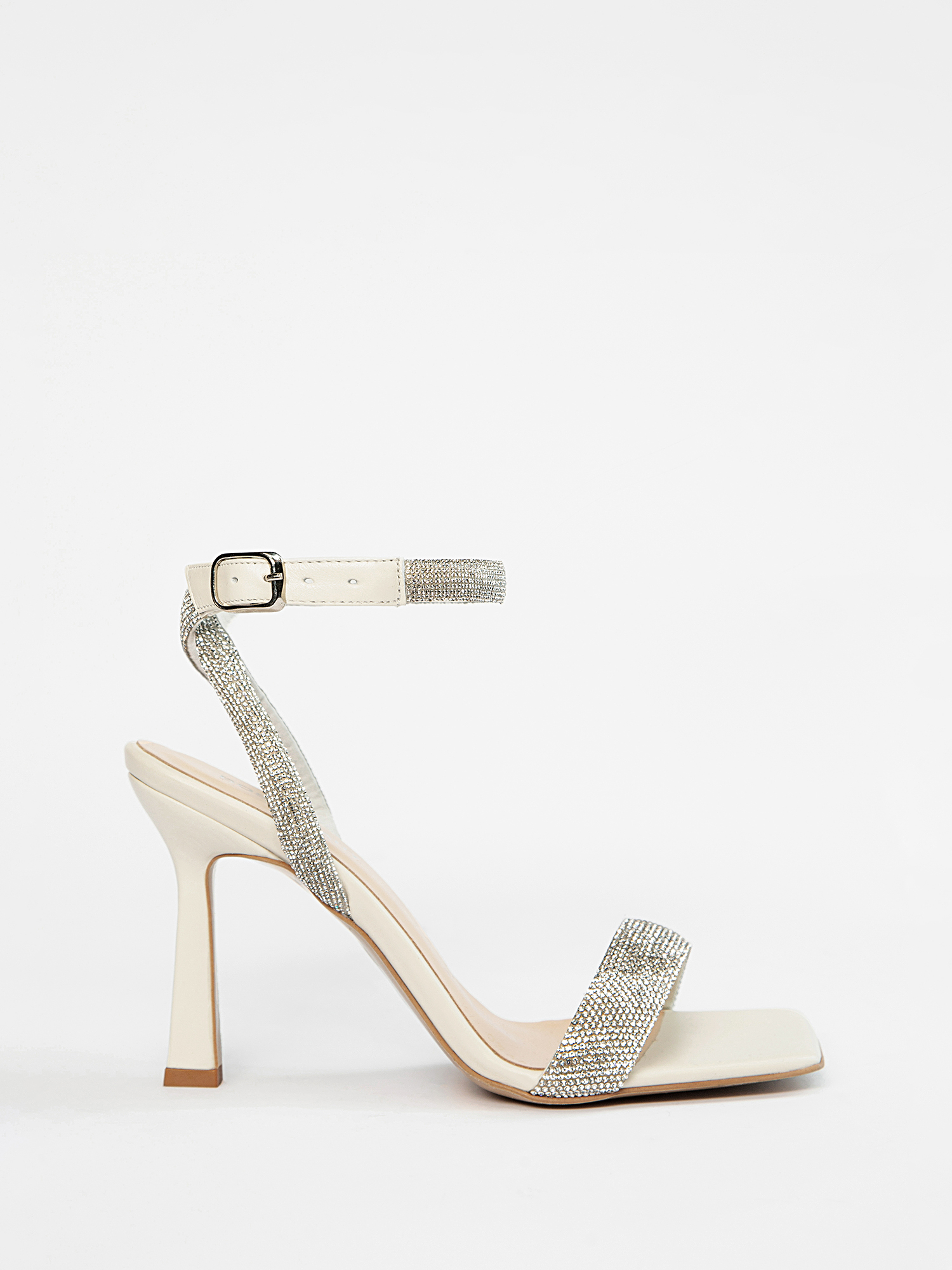 Sample sale босоножки loya молочный 6900₽