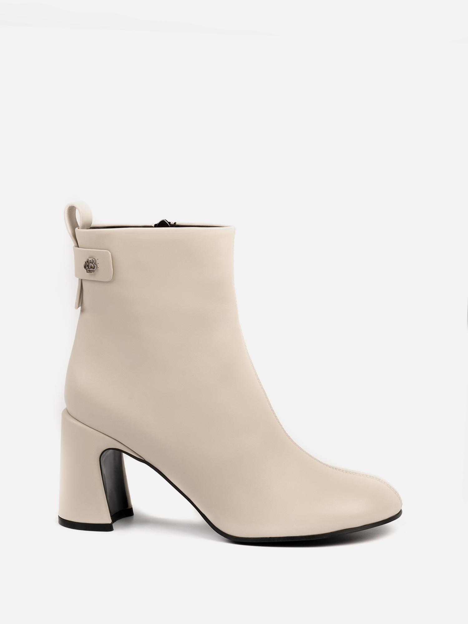 Sample sale ботильоны katrin молочный 4990₽