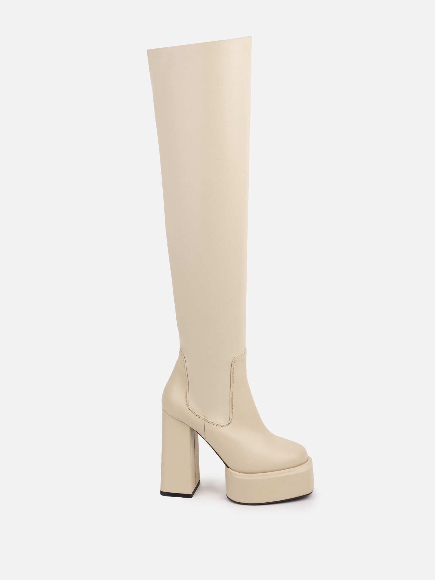 Sample sale ботфорты kandy молочный 8900₽